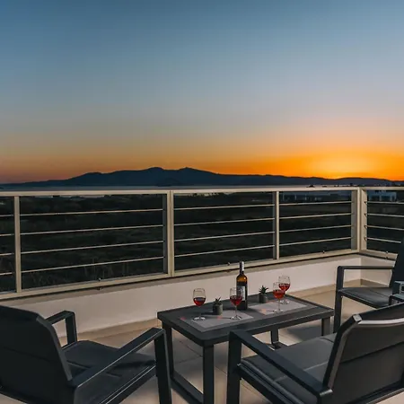 Naxos Cube Panoramic Views Maisonette With Sea View 2 Min Walk To Plaka (Naxos)