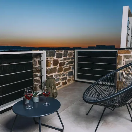 Naxos Cube Panoramic Views Maisonette With Sea View 2 Min Walk To * Pláka